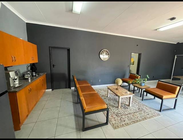 INDUSTRIAL PROPERTY TO RENT IN HENNOPSPARK